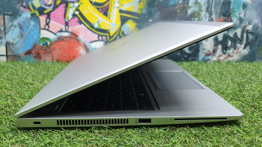 Ноутбук HP i5-7/8 Gb/FHD/EliteBook 840 G5 (3JX67EA)/Windows 10