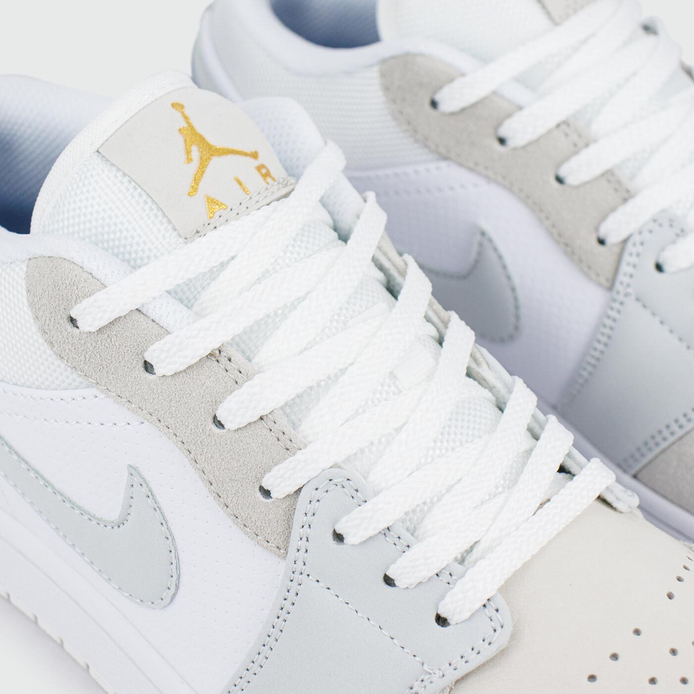 Кроссовки Nike Air Jordan 1 Low Paris Suede Wmns
