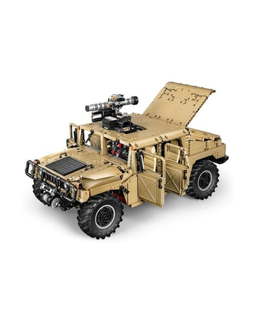 Конструктор CADA военный бронированный автомобиль HumVee 1/8 (3935 деталей)