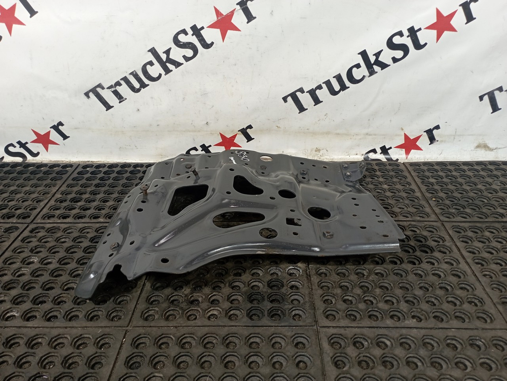 Кронштейн подножки левой 2020г.