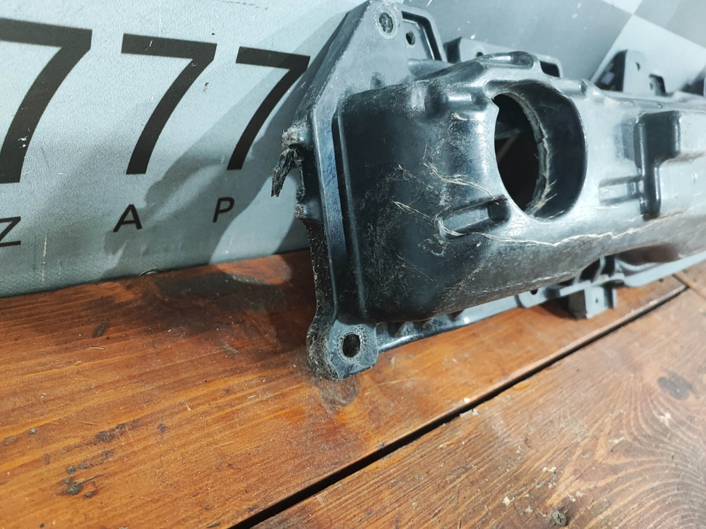 Усилитель заднего бампера Kia Sportage 4 (QL) 18-22 Б/У Оригинал 86631F1500