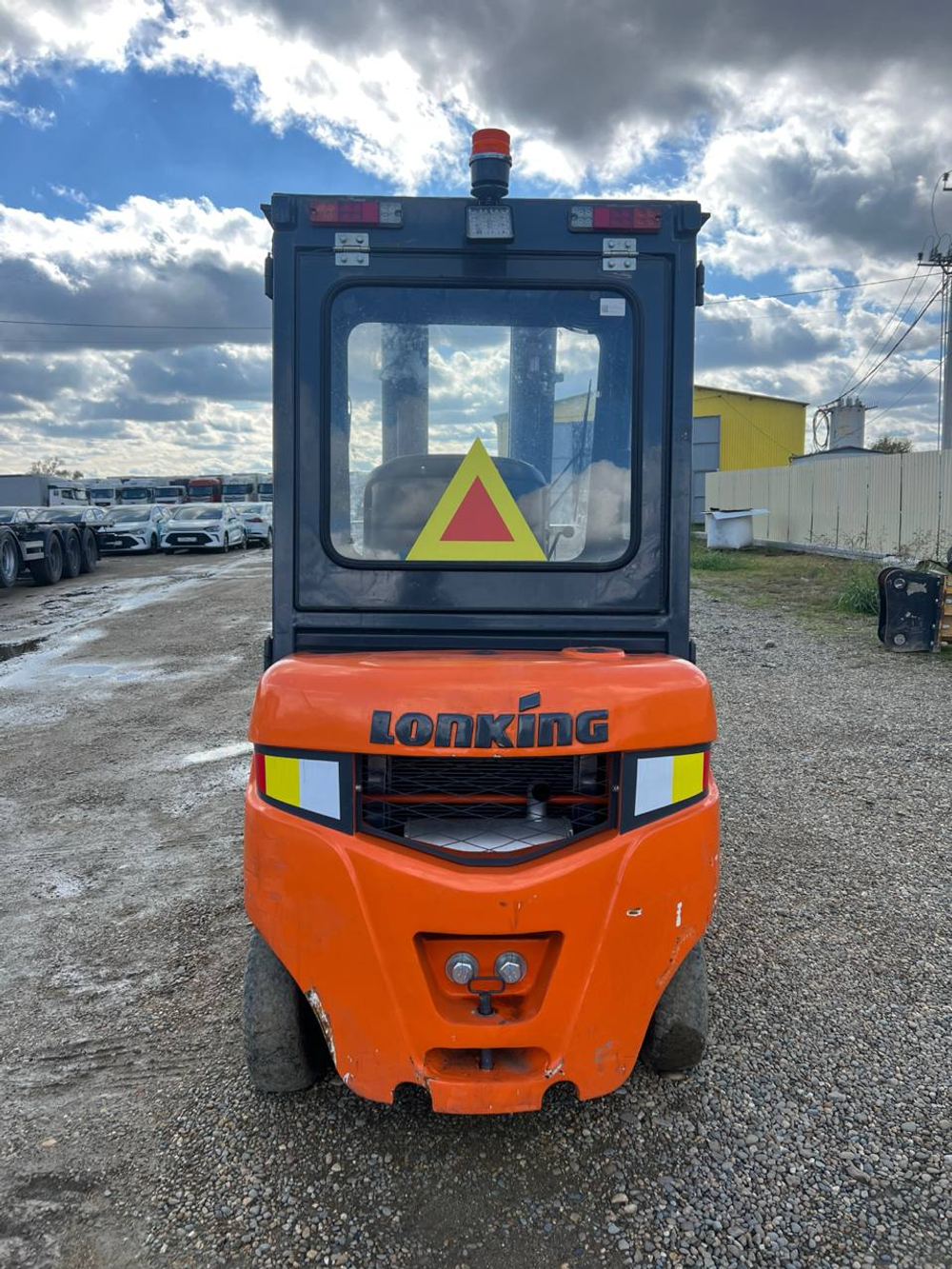 Lonking FD* Вилочный погрузчик FD15T (Дизельный, 2,7 л, 41 л.с., МТ)