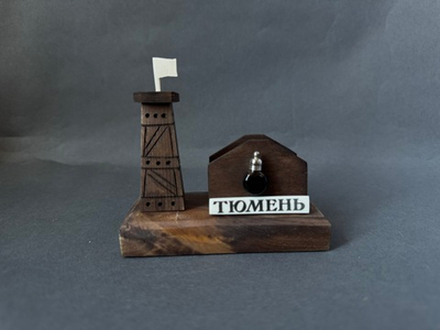 Визитница "Нефтяная вышка"