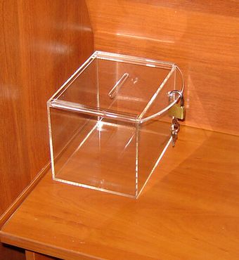 Ящик для пожертвований 200х150х150