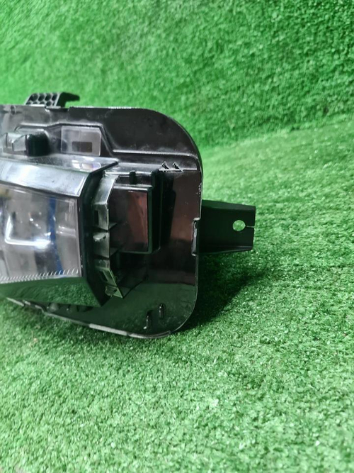 Фара правая Zeekr 001 (2021-н.в.) LED