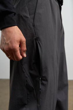 Брюки Nothomme Monterest Limited Edition Nylon Multi-Pocket Softshell Wide-Leg Pants "Dark Fog Gray"