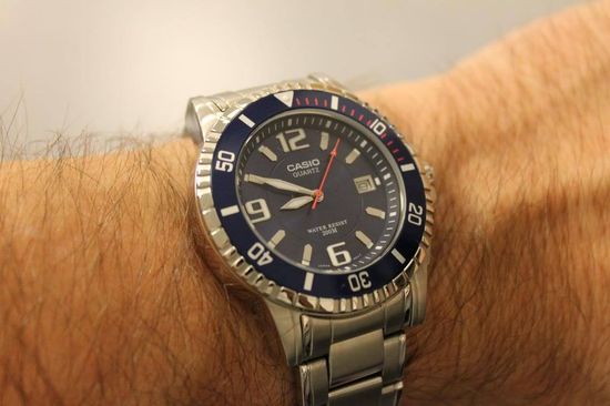 Наручные часы Casio MTD-1053D-2AVES