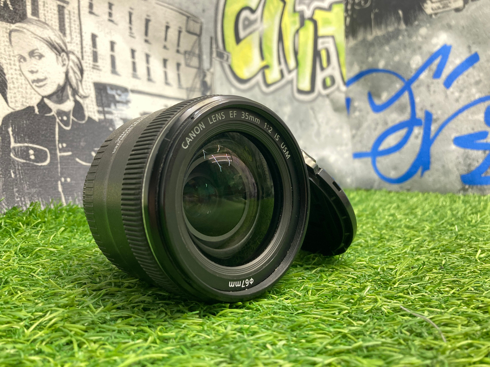 Canon EF 35mm 2 IS USM