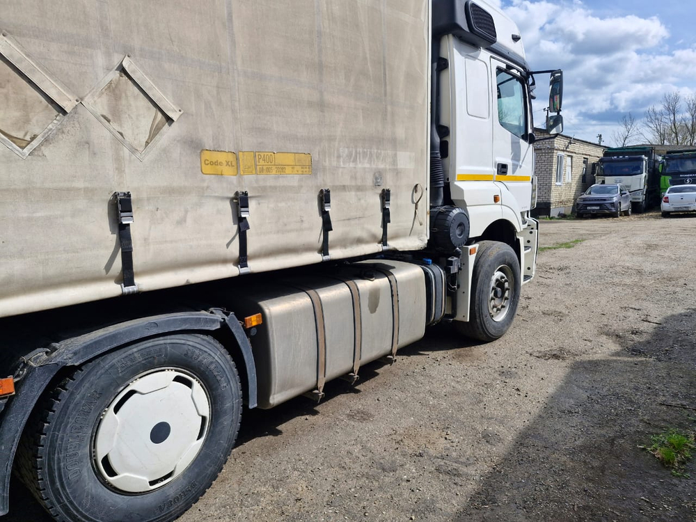 КамАЗ 5490 4x2 Седельный тягач 5490-S5 (Дизельный, 12,0 л, 401 л.с., АТ)
