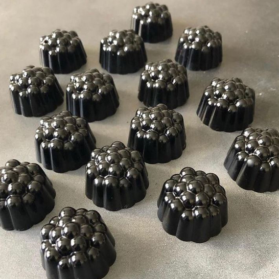 477 | Форма для шоколадных конфет &quot;Ягода&quot; (275*175 мм)