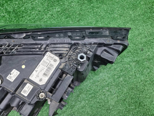 Фара левая BMW 5er G30 (2020-2023) LED