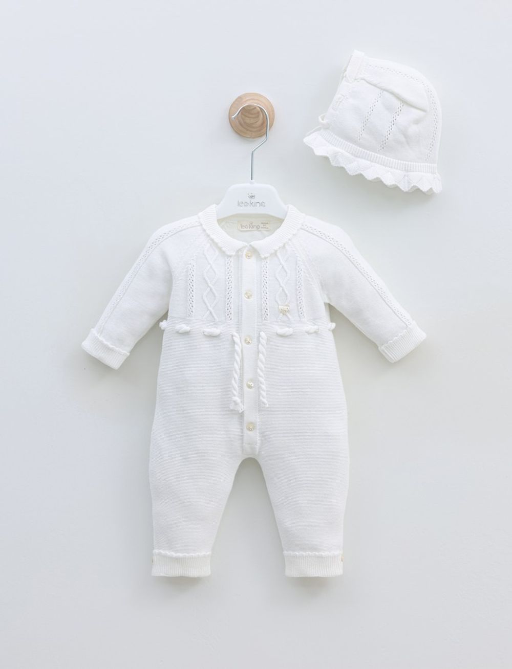 комбинезон с шапочкой