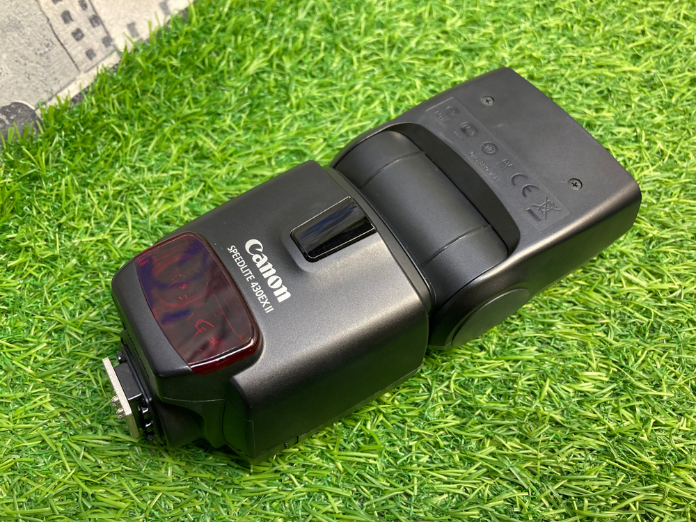 Canon Speedlite 430EX II