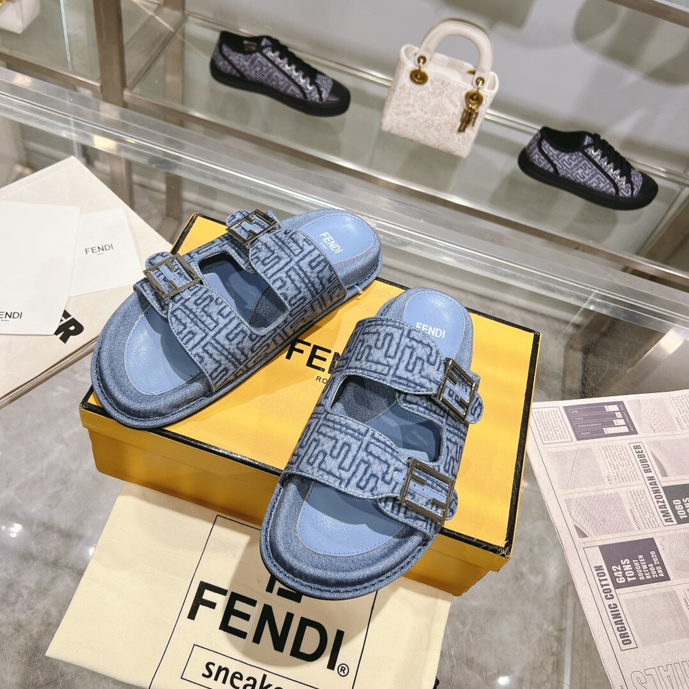 Fendi Feel Slides