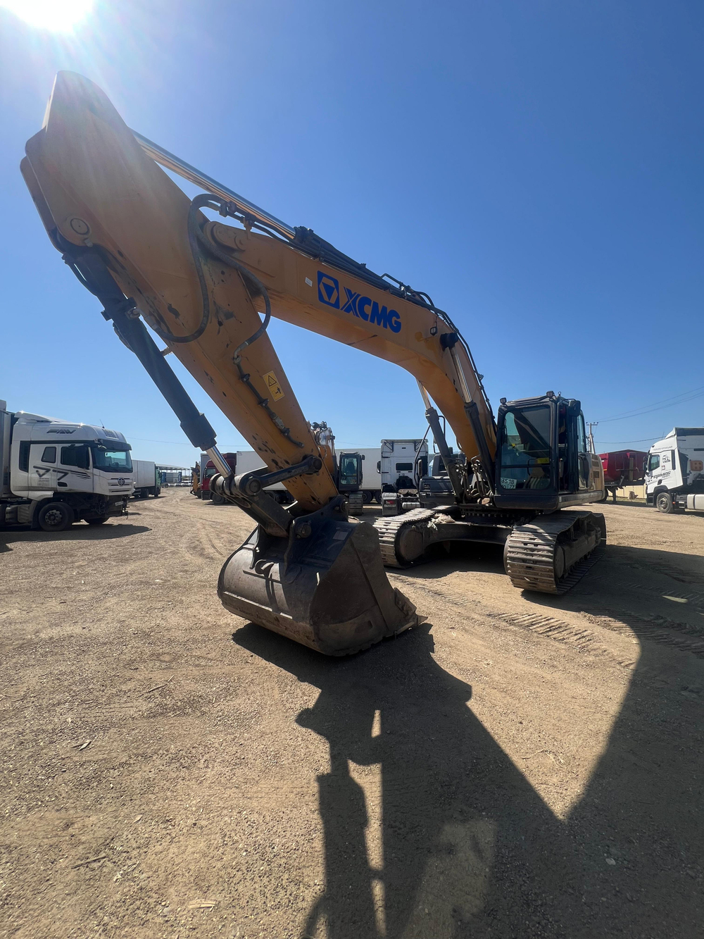 XCMG XE335 Экскаватор XE335C (Дизельный, 7,8 л, 259 л.с., АТ)