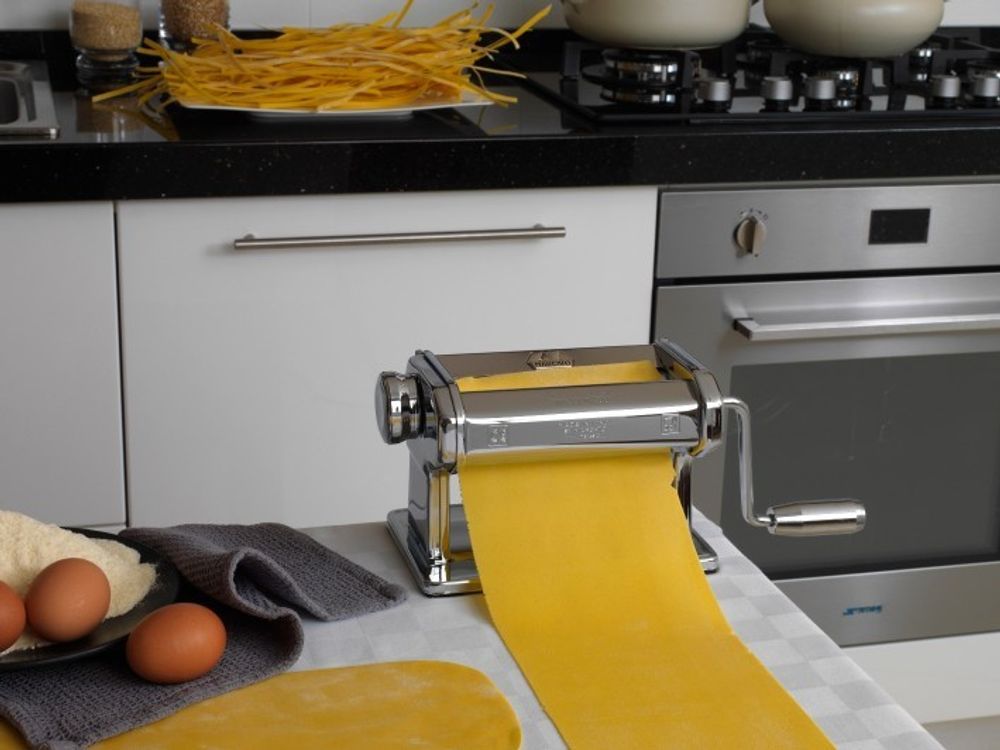 Лапшерезка тестораскатка ручная Pasta Machine