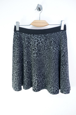 Юбка STRADIVARIUS в хищной расцветке 46 размер