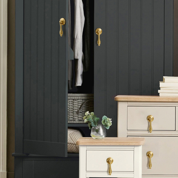 Мебельная ручка