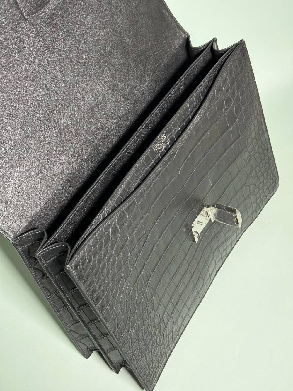 Портфель Hermes из кожи крокодила