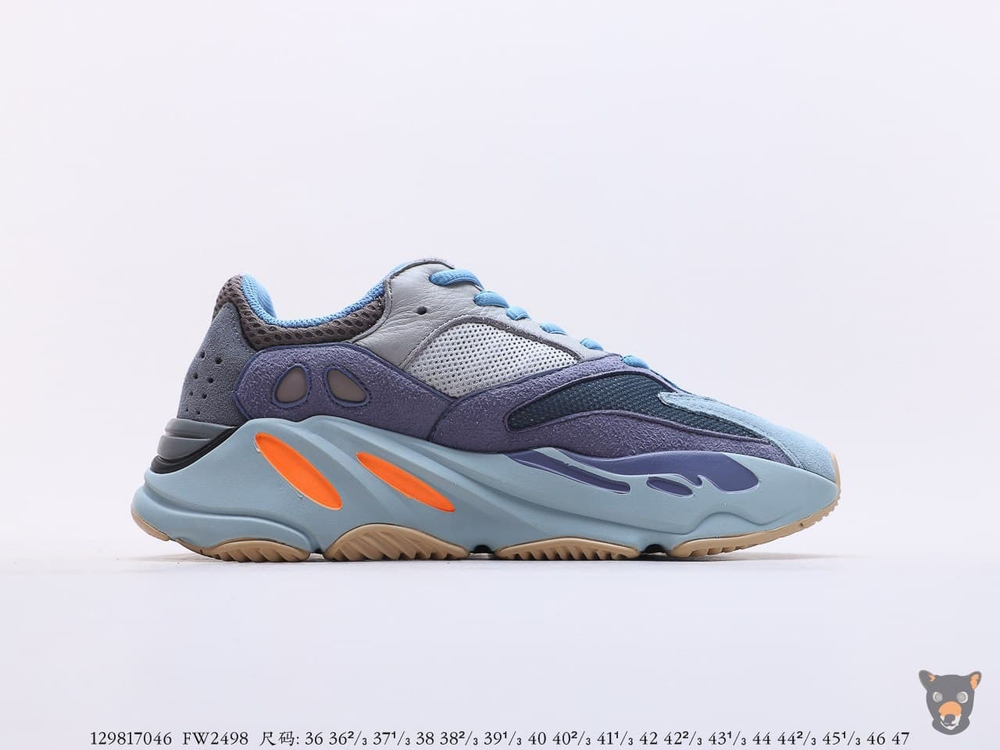 Кроссовки Yeezy Boost 700 "Carbon Blue"