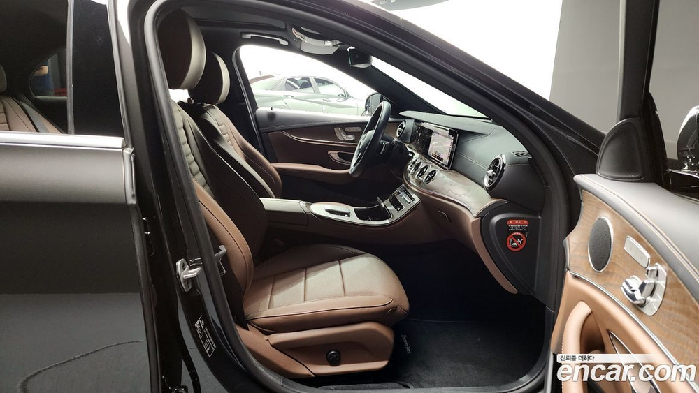 Mercedes-Benz E-Class W213 E250 Exclusive (06.2021)