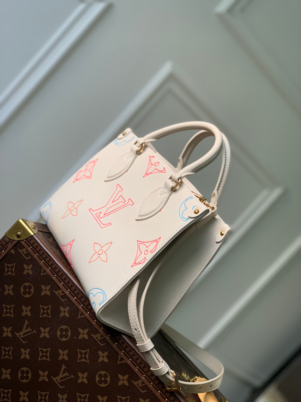 Louis Vuitton Onthego PM