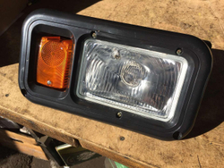 Фара передняя правая 534-00013