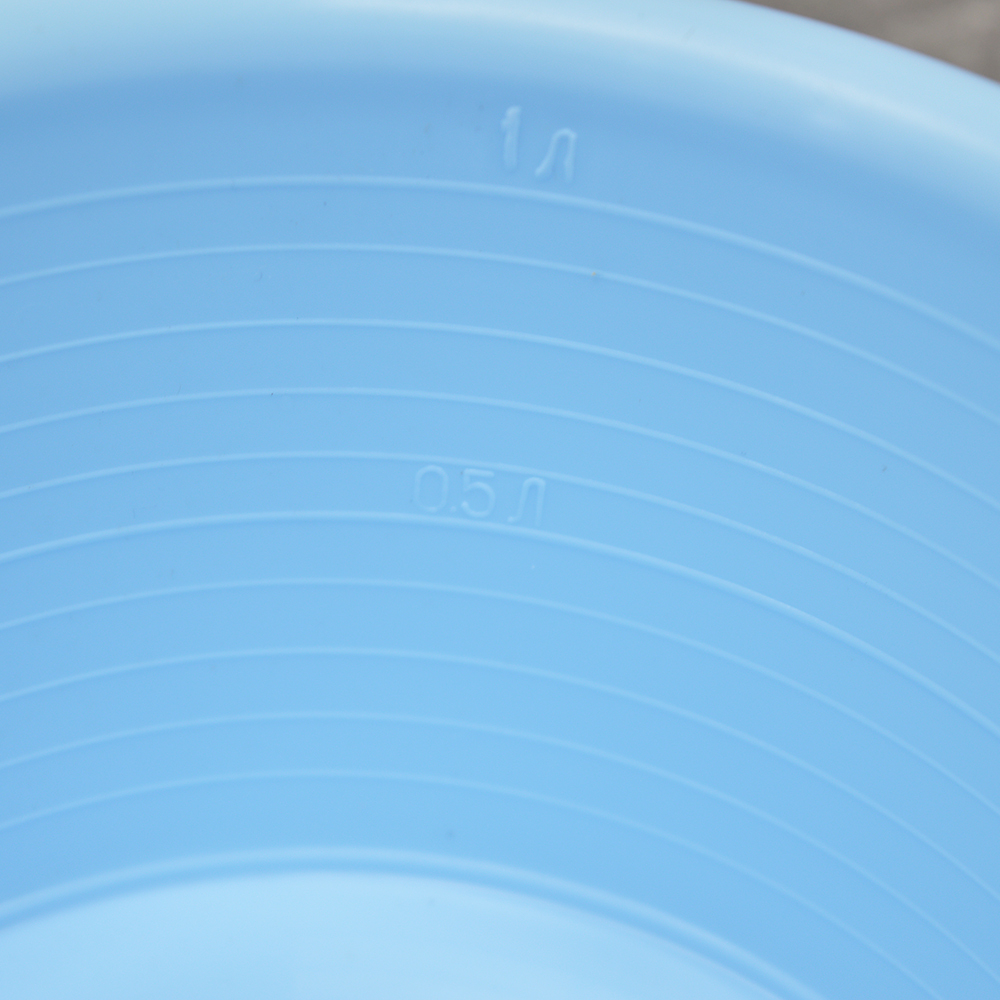 Ковш 1л пластмассовый с ручкой