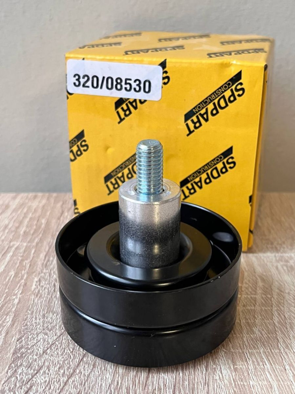 320/08530 Ролик промежуточный паразитный