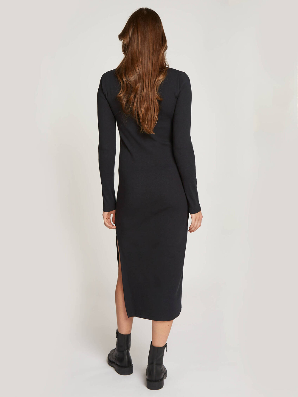 Платье CALVIN KLEIN JEANS - черный(J20J224456)