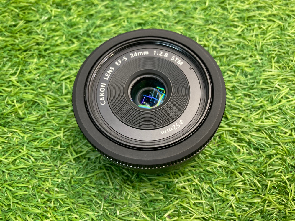 Canon EF-S 24mm 2.8 STM