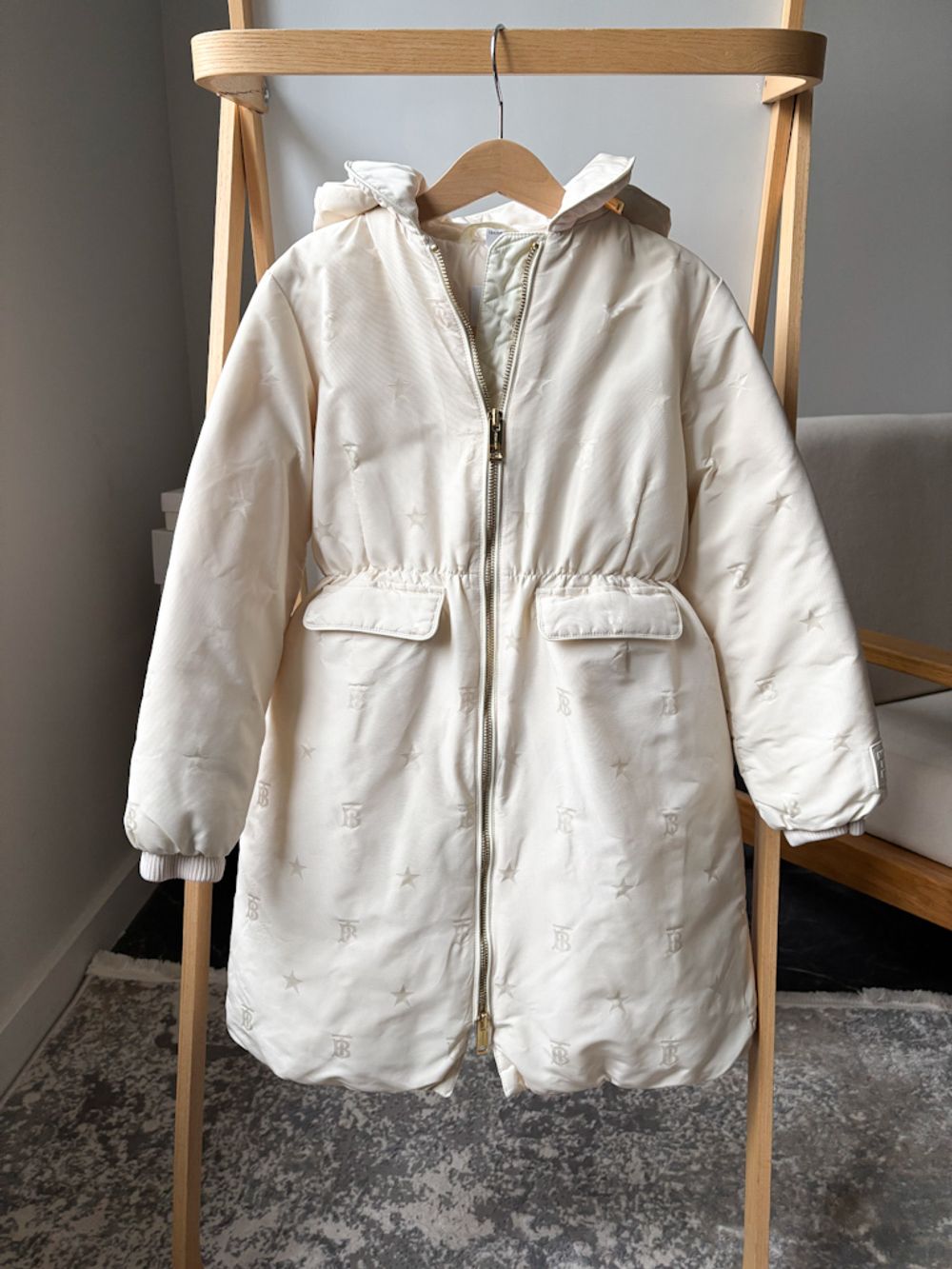 Пуховое пальто Burberry, 128