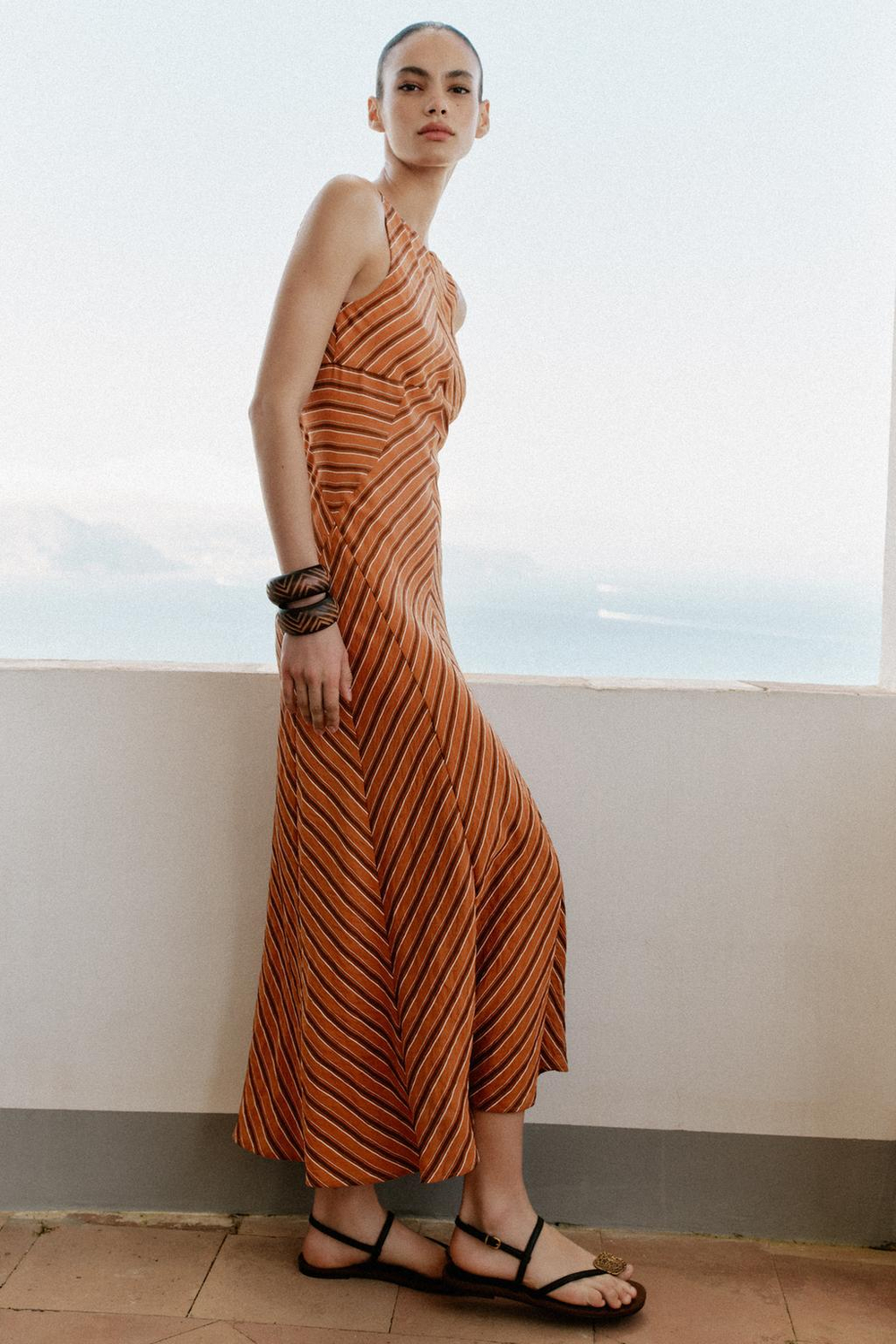 ZARA ПЛАТЬЕ МИДИ С ОТКРЫТОЙ СПИНОЙ В ПОЛОСКУ, ПОЛОСКИ