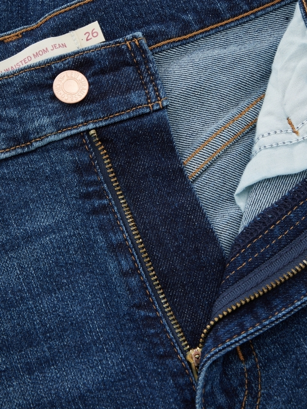 Женские свободные джинсы с завышенной талией Levi's High Waisted Mom Jean 26986-0049