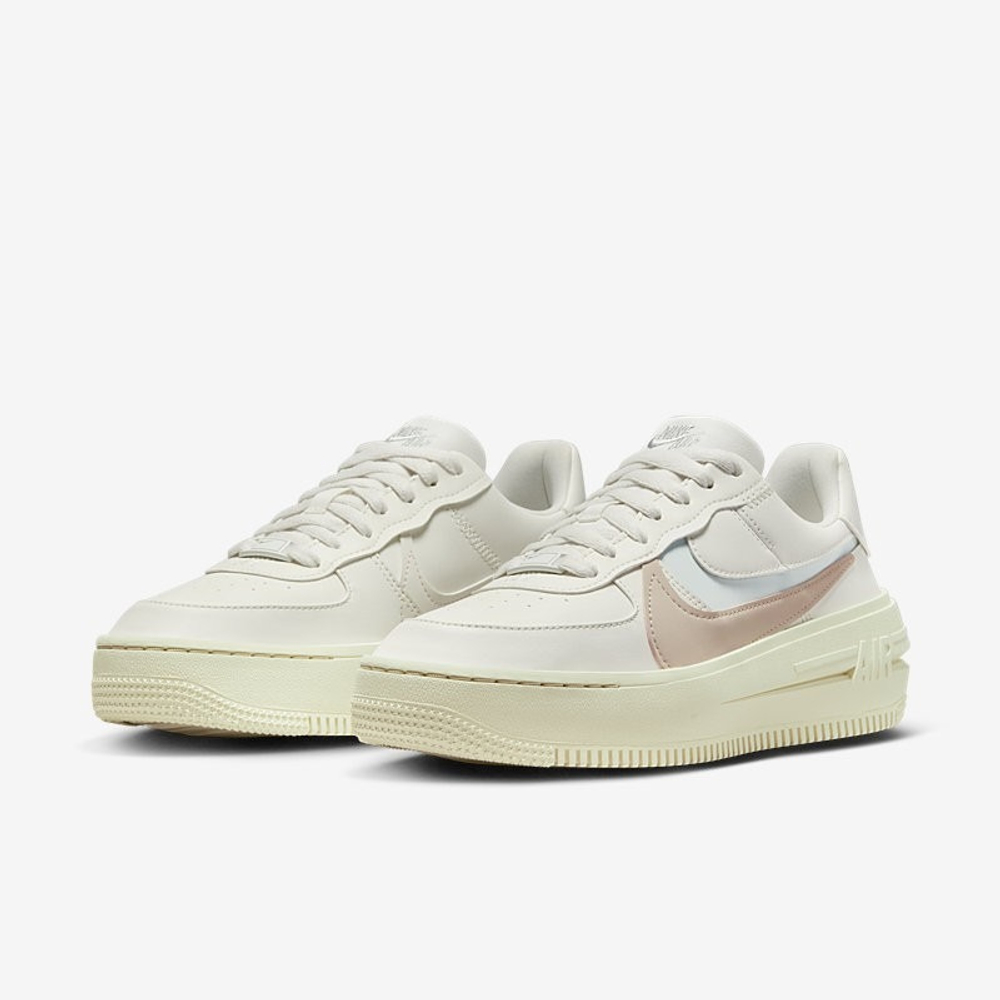 Кроссовки женские NIKE W AIR FORCE 1 PLT.AF.ORM