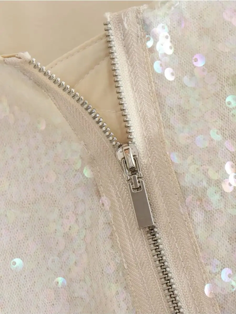 Куртка - бомбер летняя