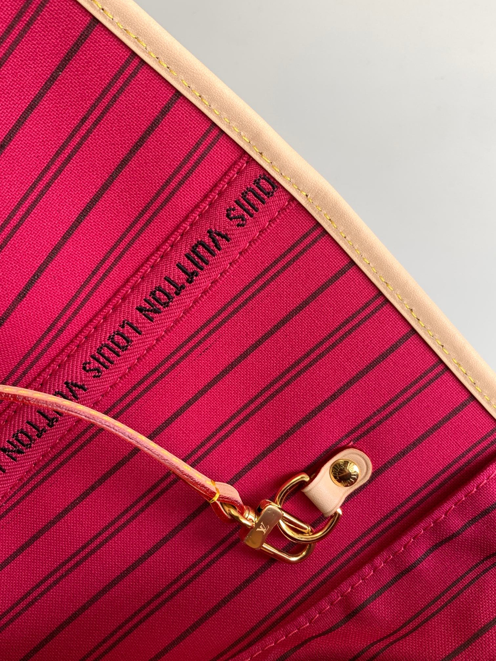 Louis Vuitton Neverfull MM