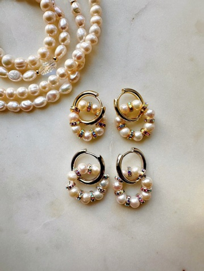 Серьги кольца из жемчуга и кристаллов