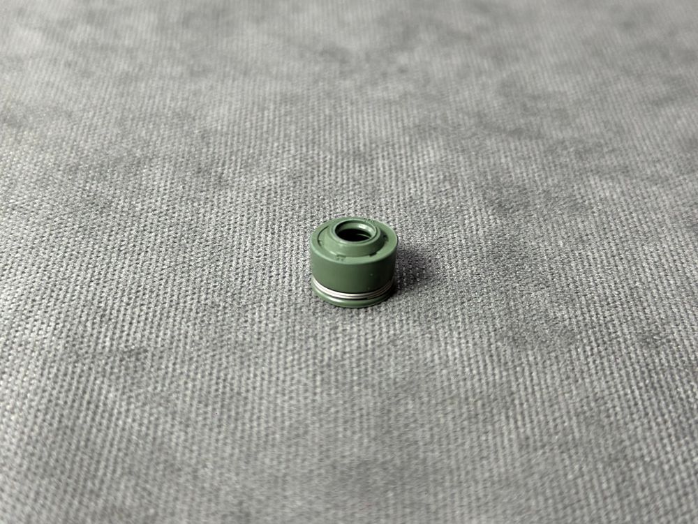 Колпачок маслосъемный Minsk SCR 250