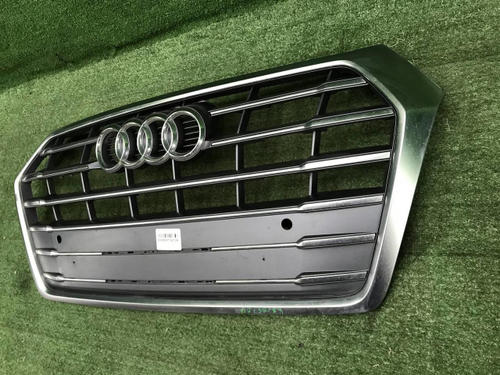 Решетка радиатора Audi Q5 2 80А (2017-2020)