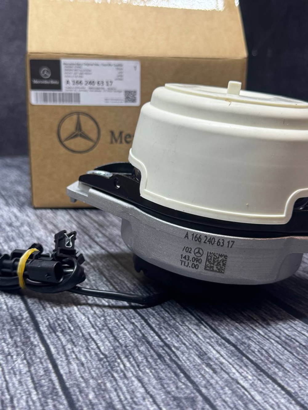 Опора двигателя правая Mercedes-Benz A1662406317