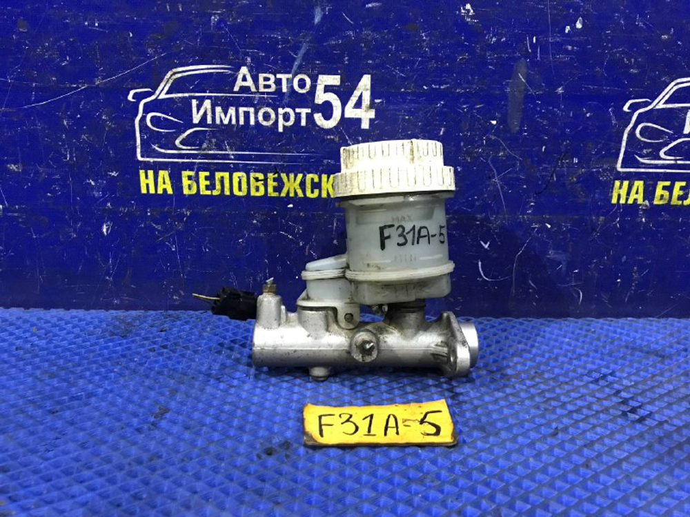 Главный тормозной цилиндр MITSUBISHI DIAMANTE 2000