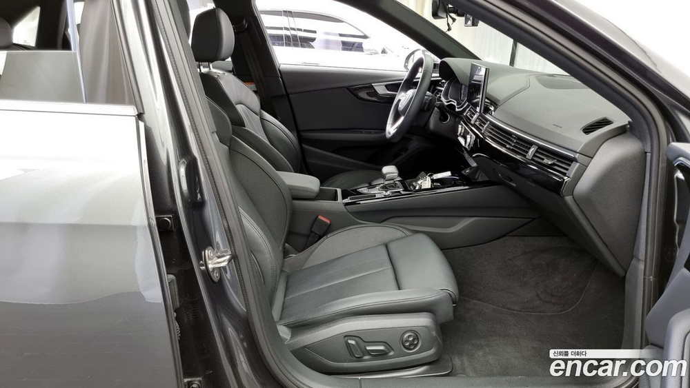 Audi A4 (B9) 40 TFSI Premium (08.2022)