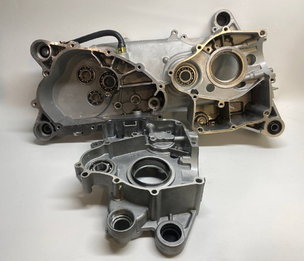 Картер с подшипниками и сальниками двигатель 163QMK-2D (2026г.)