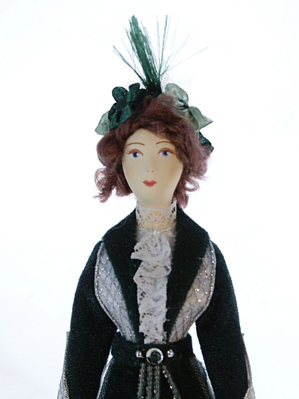Кукла коллекционная в женском дворянском костюме к. 19 века