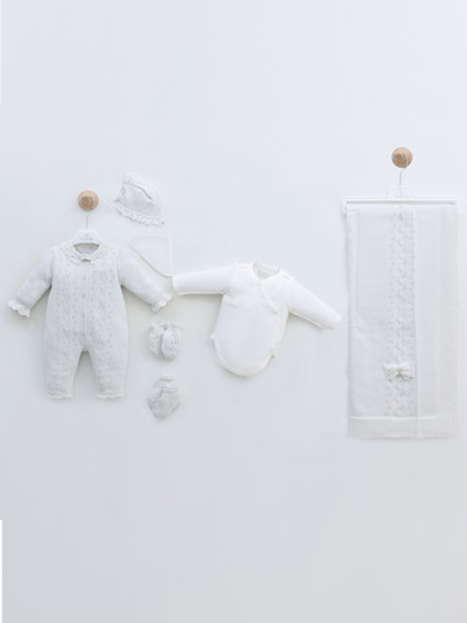 комплект на выписку