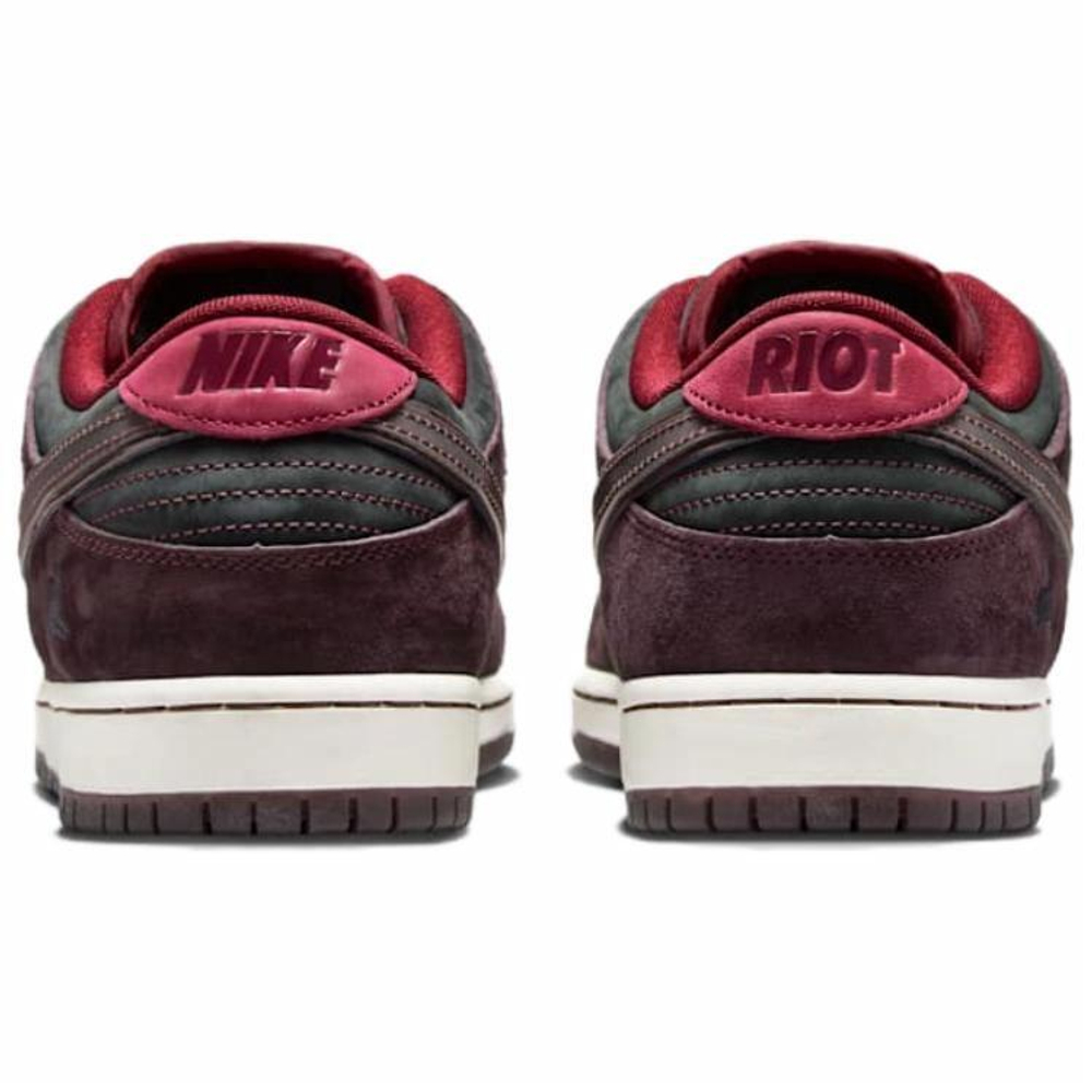 Кроссовки Riot Skateshop X Nike Sb Dunk Low