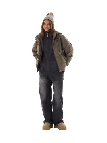 Тонкий пуховик с вязаным капюшоном в цвете хаки