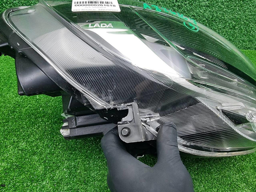 Фара правая Lada Vesta (2022-н.в.) LED