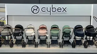 Санкт-Петербург, улица Композиторов 32